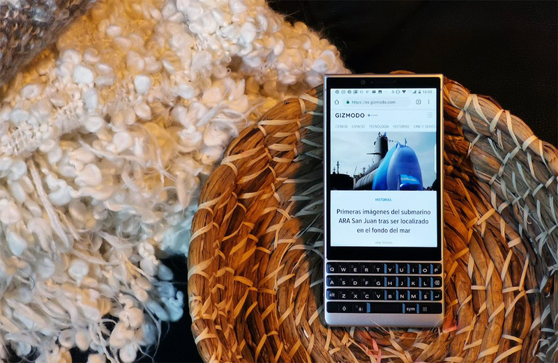 Illustration for article titled Blackberry KEY2: lo bueno, lo feo y lo malo de un móvil que te hará volver a amar el teclado físico
